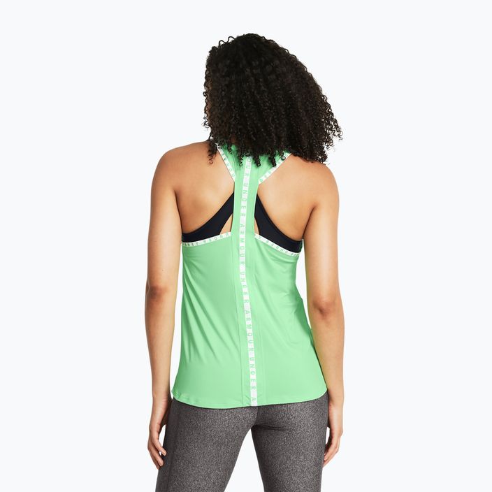 Női edző tank topUnder Armour Knockout Tank matrix green/white 2