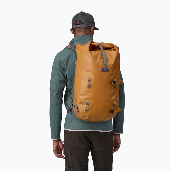 Patagonia Disperser Roll Top hátizsák 40 l arany karamella 3