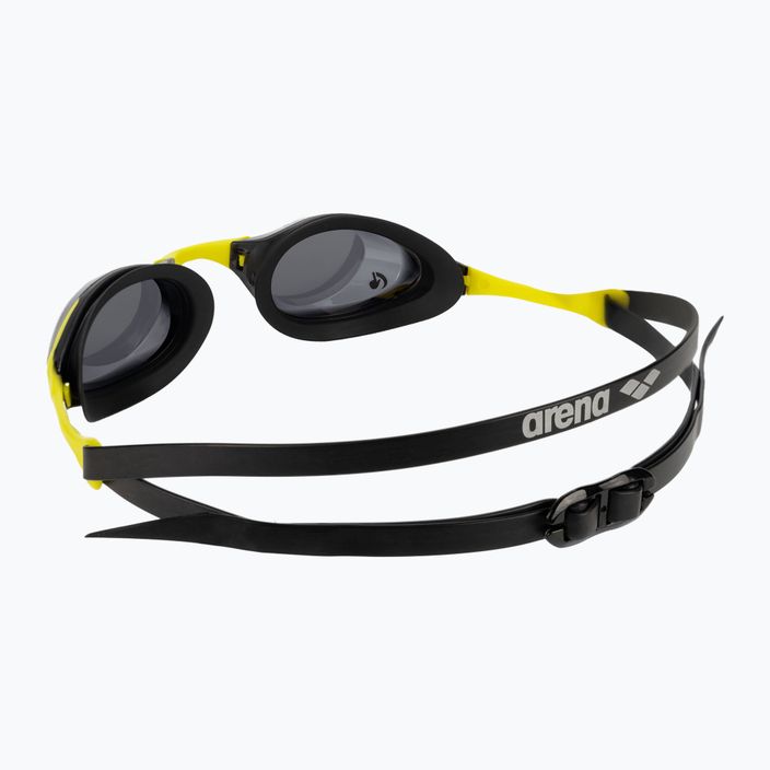 Arena úszószemüveg Cobra Swipe sötét füst/sárga 004195/200 4