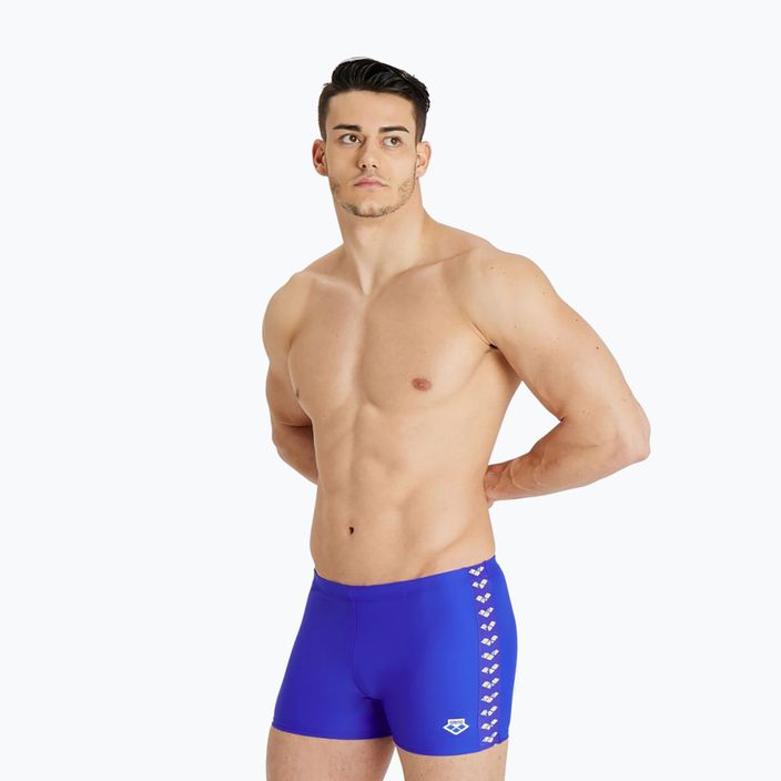 Férfi arena Icons Swim Short Egyszínű kék boxeralsó 005050/800 4