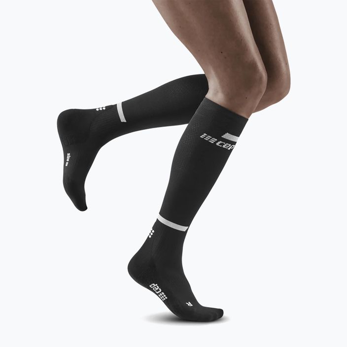CEP Tall 4.0 női kompressziós futó zokni fekete 4
