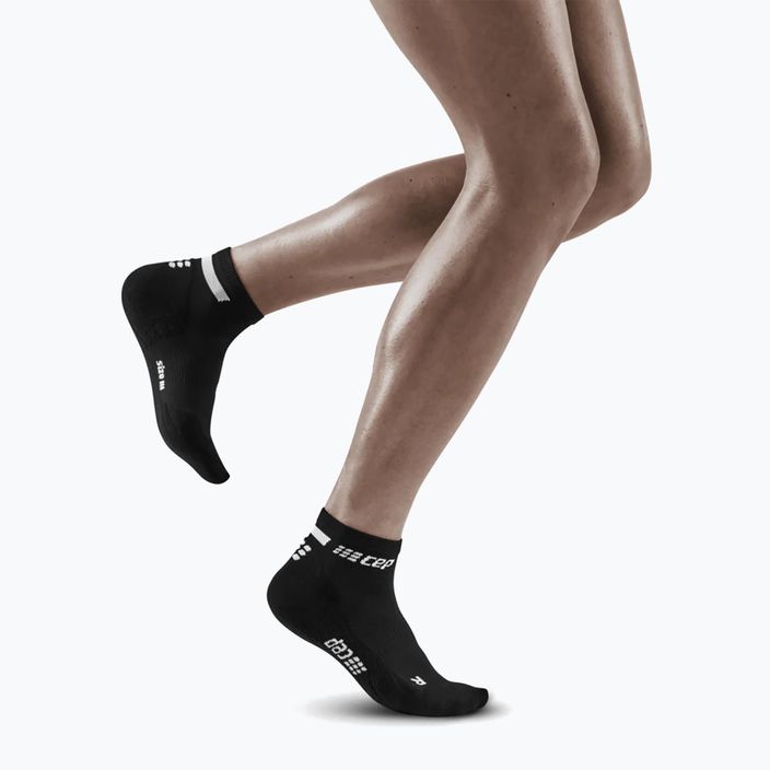CEP női kompressziós futó zokni 4.0 Low Cut fekete 2