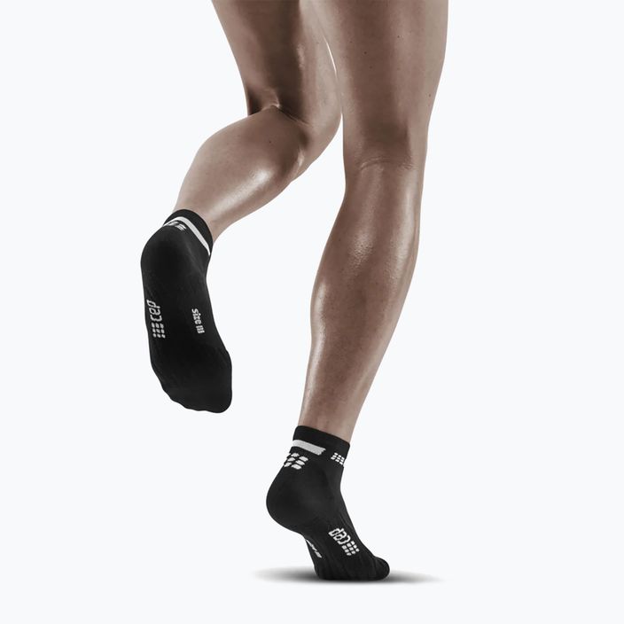 CEP női kompressziós futó zokni 4.0 Low Cut fekete 3