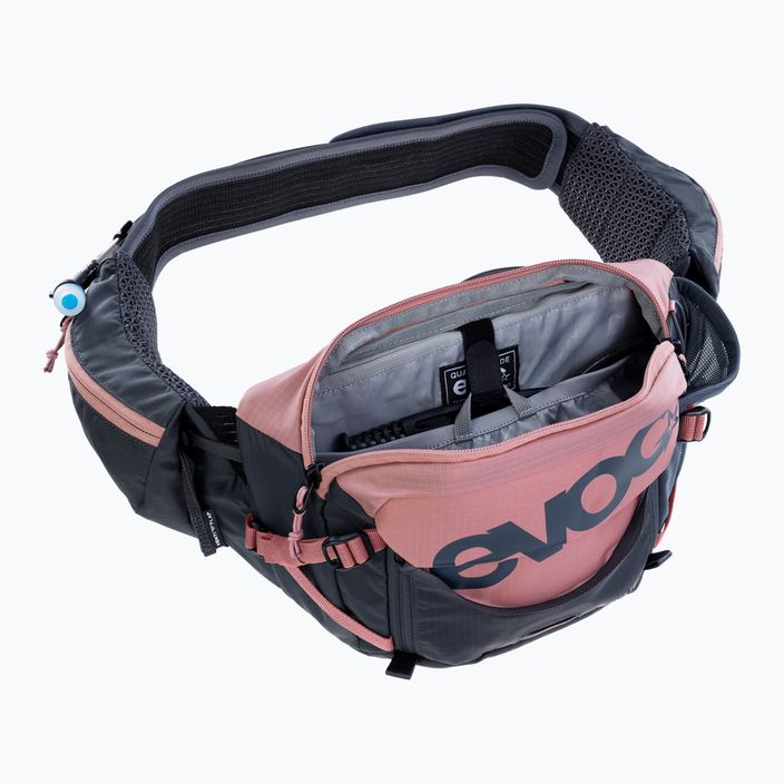 Kerékpáros vese EVOC Hip Pack Pro 3 l z bukłakiem 1.5 l dusty pink/carbon grey 8