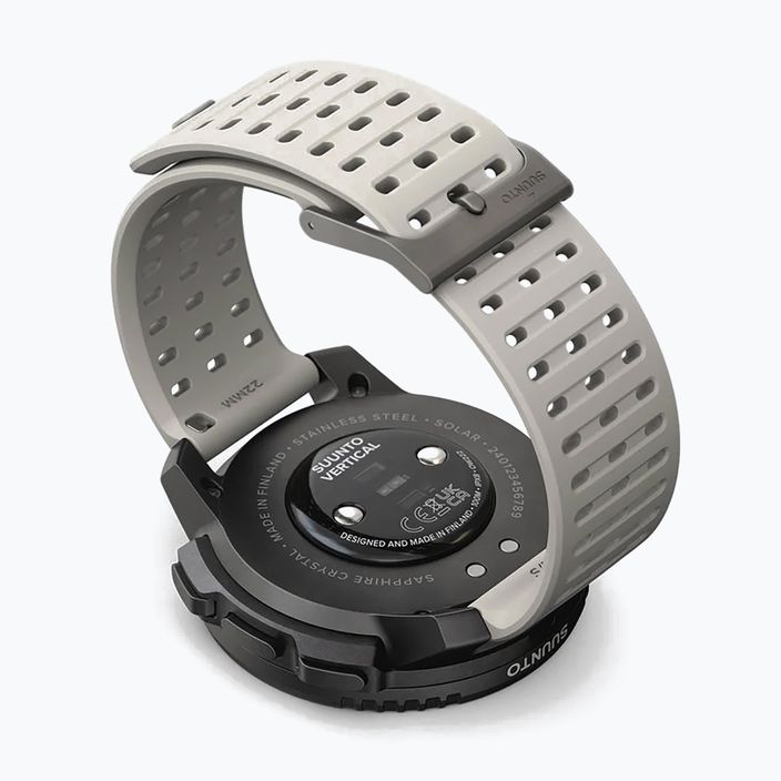 Suunto Vertical Steel Solar homokóra 3