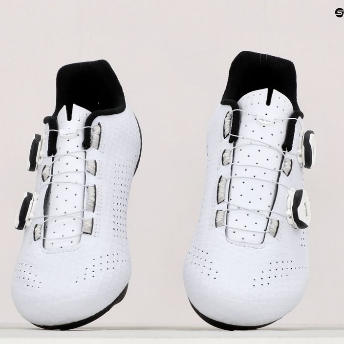 Férfi kerékpáros cipő Giro Regime fehér GR-7123141 10