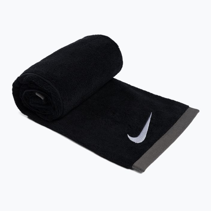Nike Fundamental nagyméretű törölköző fekete N1001522-010 2