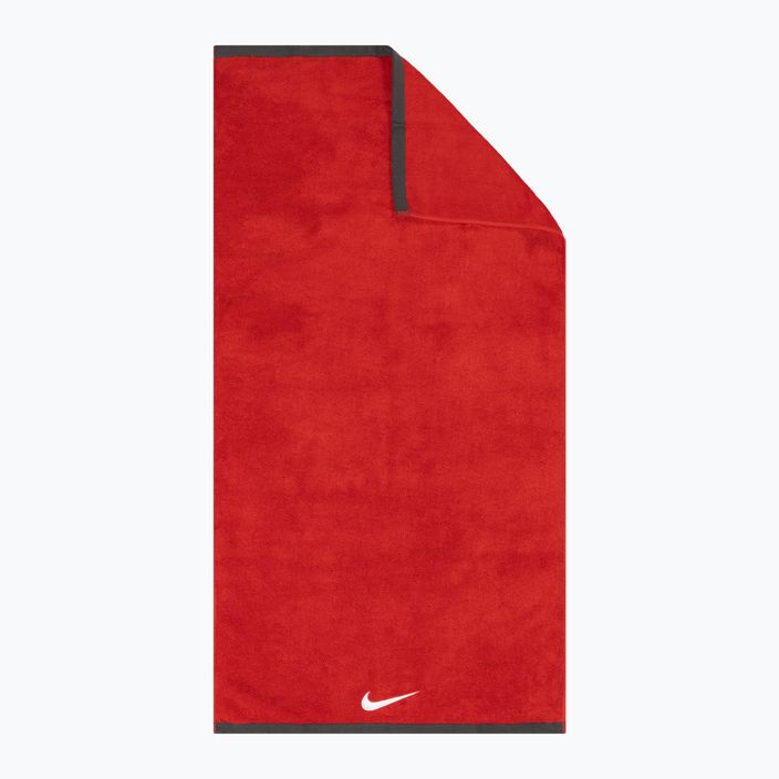 Nike Fundamental nagyméretű törölköző piros N1001522-643