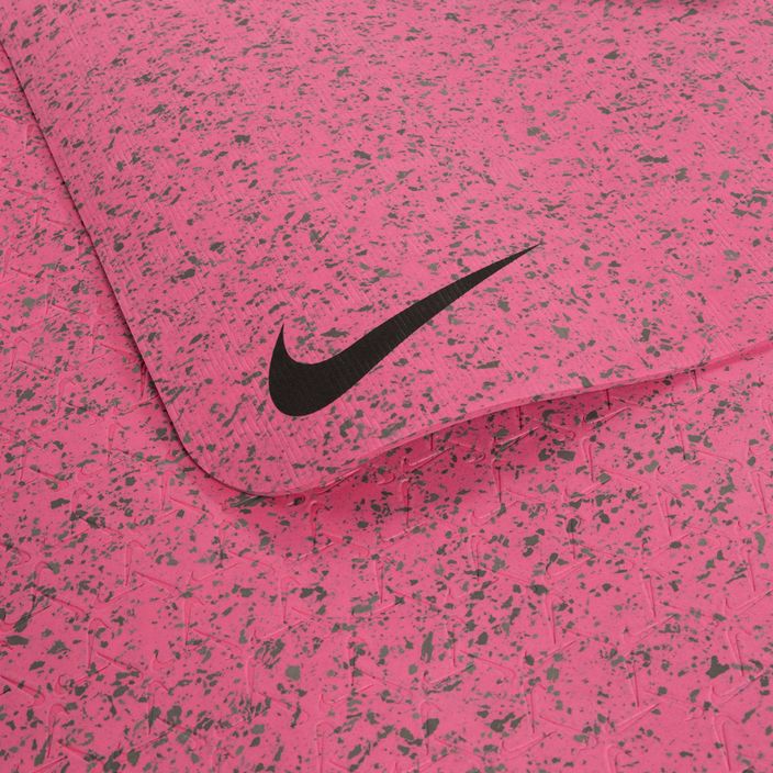 Nike Move 4 mm-es jógamatrac rózsaszín N1003061-635 3