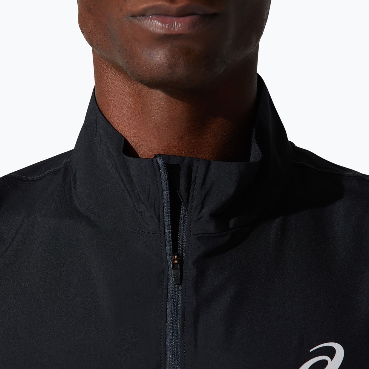 Férfi ASICS Core Jacket teljesítmény fekete futódzseki 3