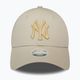Női New Era Metallic Logo 9Forty New York Yankees baseball sapka világos bézs színben. 2