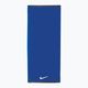 Nike Fundamental nagyméretű kék törölköző N1001522-452