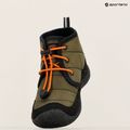 KEEN Howser II Chukka WP gyermek csizma sötét olajzöld/arany lángos 9