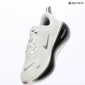 Férfi futócipő Nike Vomero Plus white/black/cool grey/metallic silver 13