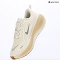 Férfi futócipők Nike Vomero Plus sail/coconut milk/metallic silver 16