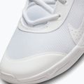 Gyerek cipő Nike Omni Multi-Court white/pure platinum/white 8