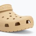 Crocs Classic búza flip-flop 8
