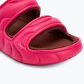 Crocs Classic Cozzzy Overpuff szandál sárkánygyümölcs flip flopok 7