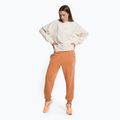 Női edzőpulóver New Balance Athletics Remastered French Terry Crewneck szürke WT31500GIE 2