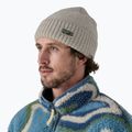 Patagonia téli sapka Brodeo Beanie og legacy label/crisp szürke 2