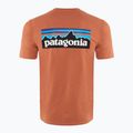 Férfi Patagonia P-6 Logo Responsibili-Tee trekking póló redtall rozsda 2