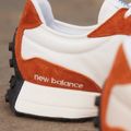 New Balance 327-es V1 narancssárga cipő 9