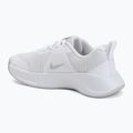 Női edzőcipő Nike MC Trainer 3 white/photon dust/metallic platinum 3