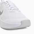 Női edzőcipő Nike MC Trainer 3 white/photon dust/metallic platinum 7