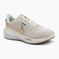 Női futócipő Nike Vomero 17 phantom/light bone/sail/metallic gold