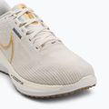 Női futócipő Nike Vomero 17 phantom/light bone/sail/metallic gold 7