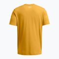 Férfi edzőpóló Under Armour Project Rock Made Not Born golden yellow/steeltown gold 2