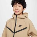 Nike Tech Woven gyermek dzseki ejtőernyő bézs/ernyő bézs/fekete 4