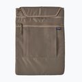 Patagonia Refugio Day Pack 26 l városi hátizsák nemes szürke 3