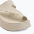 Női flip-flop papucsok Crocs Getaway Platform Toe Loop sandstone 7