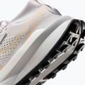 Nike Zegama 2 női futócipő hatalmas szürke/sanddrift/summit fehér/fekete 10