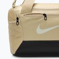 Nike Brasilia 9.5 Duffle 25 l sivatagi khaki/fekete/vitorlás tornazsák 6