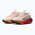 Nike Motiva SE női edzőcipő pearl white/pale ivory/vivid purple/metallic gold grain 3