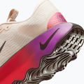 Nike Motiva SE női edzőcipő pearl white/pale ivory/vivid purple/metallic gold grain 9
