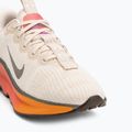 Nike Motiva SE női edzőcipő pearl white/pale ivory/vivid purple/metallic gold grain 7
