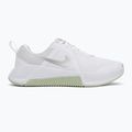 Női edzőcipő Nike MC Trainer 3 fehér/metál ezüst/barely volt 2