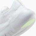Női edzőcipő Nike Free 2025 fehér/barely volt/platina tint 9