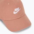 Nike Club Unstructured Futura Wash rózsaarany/fehér baseball sapka 3