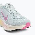 Női futócipő Nike Vomero 18 barely grey/pale ivory/cannon/playful pink 7