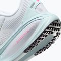 Női futócipő  Nike Vomero 18 white/glacier blue/metallic silver 15