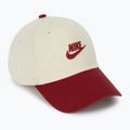 Baseball sapka Nike Club Unstructured Futura Wash light khaki/team crimson/team crimson