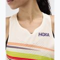 Női futópóló HOKA Race Day Singlet alabaster flare 4