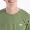 Férfi póló New Balance Essentials Utility T oregano 4