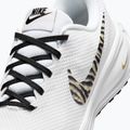 Női futócipő Nike Revolution 8 white/metallic gold/black 7