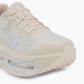 Női futócipő Nike Vomero Premium ESS chalk/pale ivory/summit white/white 7