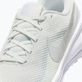 Női futócipő Nike Revolution 8 off white/barely green/metallic silver 4